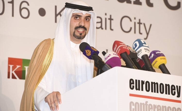 الشيخ د مشعل الجابر متحدثا خلال المؤتمر 	محمد هاشم﻿