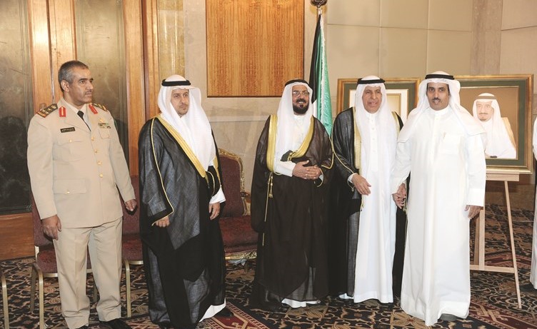 عوض المسيلم ونجله بدر يباركان ﻿