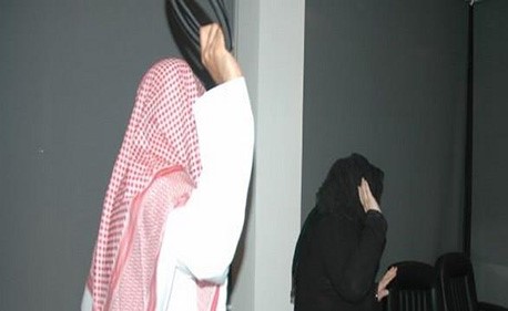بالفيديو.. سعودية معنفة: فكرت في الانتحار بسبب تعنيف زوجي وضرب أبنائه لي