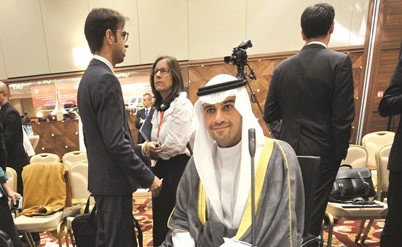 انس الصالح في اجتماع اوپيك في الجزائر امس	رويترز﻿