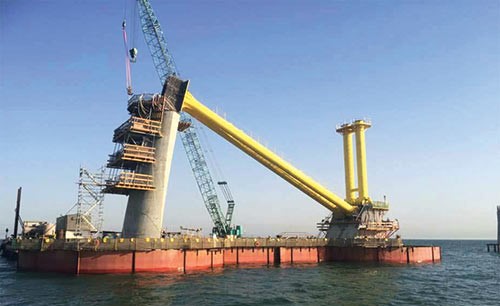 أعمال تنفيذ قاعدة برج الجسر المعلق (Pylon Base) للممر الملاحي - الجسر الرئيسي