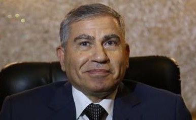 السكر يكسر حاجز الـ 9 جنيهات في أول أزمة تواجه وزير التموين