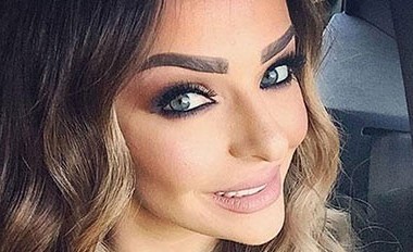 بالصور.. شاهد كيف احتفلت زين كرزون بخروجها من السجن
