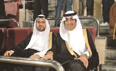 فواز الحساوي والشيخ حمود الصباح يتابعان افتتاح مونديال الناشئات ﻿
