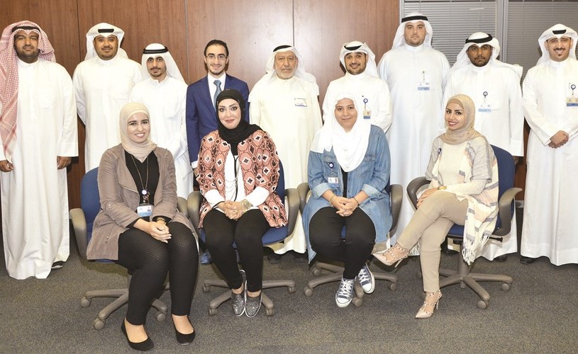 الموظفون المشاركون في الدورة ﻿