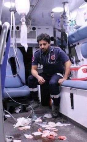 بالصور.. مصرع مسعف دهساً أثناء إنقاذه مصابين تعرضوا لحادث مروري في الرياض