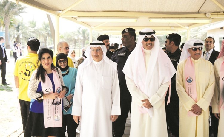 الشيخ فواز الخالد ودرشيد الحمد واماني الورع خلال الحملة﻿