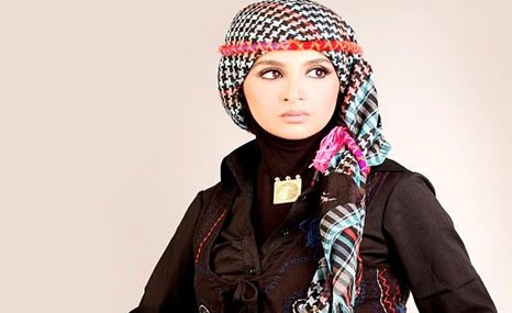 بالفيديو.. هل تعود حنان ترك إلى التمثيل؟
