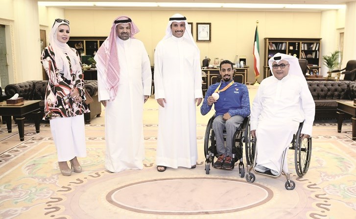 الرئيس مرزوق الغانم مع احمد نقا وشافي الهاجري﻿
