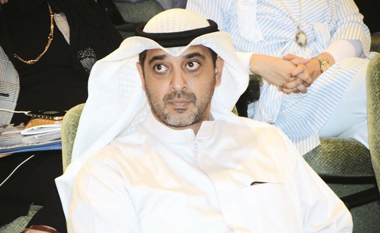 الشيخ محمد العبدالله خلال مشاركته في الملتقى﻿