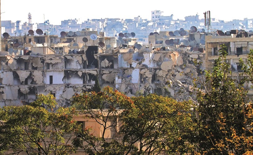 الدمار الذي لحق بحي بستان الباشا في شرق حلب	افپ ﻿