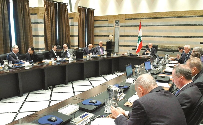 جلسة الحكومة برئاسة تمام سلام والتي حضرها وزير التيار العوني الياس بوصعب 	محمود الطويل ﻿