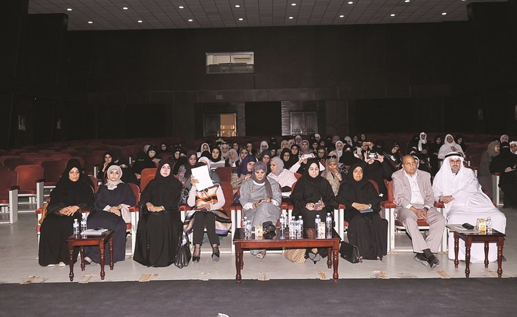 جانب من الحضور 	زين العابدين علام﻿