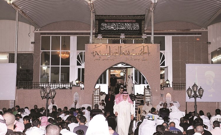 اقبال على مجلس العزاء في الحسينية العباسية﻿