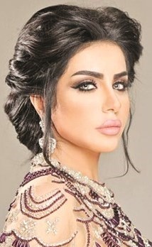 حليمة بولند تؤجل مشاريعها الإعلامية: ادعوا لابنتي مريم