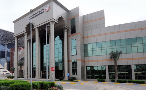 الإمارات: رفضوا اعطاءها مبلغ الدعارة فادعت قيامهم باغتصابها