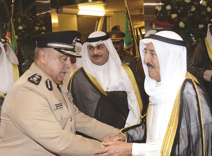 الفريق سليمان الفهد مودعا صاحب السمو الامير﻿