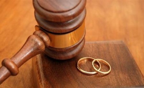 سعودية طلبت الطلاق من زوجها الخليجي فهددها عبر أرقام إيرانية بنشر صورها