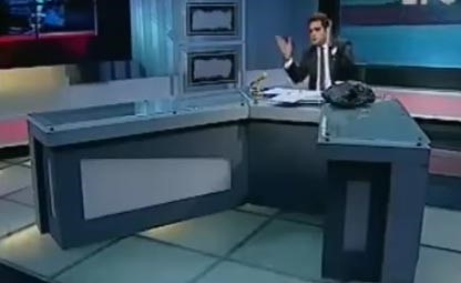 بالفيديو - مذيع يرقص على الهواء  ويسخر من غادة عبد الرازق ويلقبها بـ"عمتو"!!