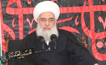 الشيخ د فاضل المالكي في الحسينية العباسية ملقيا خطبته﻿