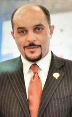 عزت ابو العز﻿