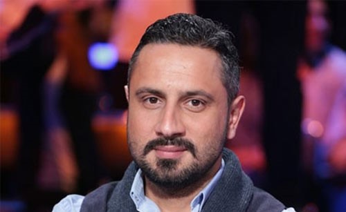 بالصور.. قيس الشيخ يحتفل بعيد ميلاد زوجته في جو رومانسي