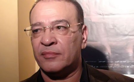 صلاح عبدالله ينشر صورة نادرة لوالده