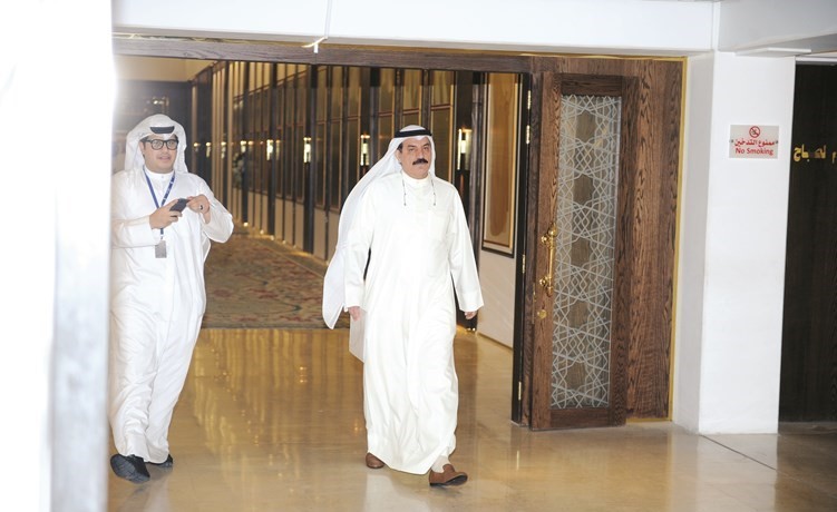 المعيوف يستجوب وزير العدل عن إهدار المال العام واستغلال المنصب الوزاري و عدم التعاون مع المجلس