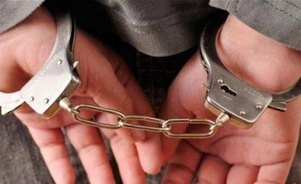 شرطة الرياض تطيح بوافد عربي يروج "حبوب إجهاض الحمل" عبر مواقع التواصل