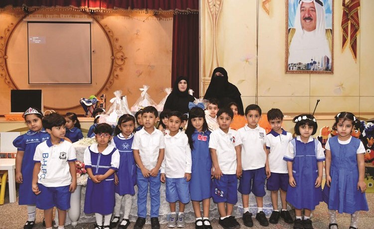 عدد من تلاميذ وتلميذات الروضة﻿