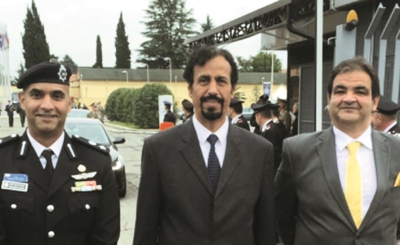 الشيخ علي الخالد مع الملحق العسكري بشار عبدالرضا واحد المنتسبين الكويتيين بكلية دفاع الناتو﻿