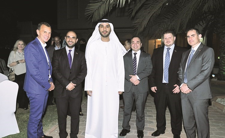 خلفان السلامي مع عدد من رجال الاعمال الاستراليين	زين العابدين علام﻿