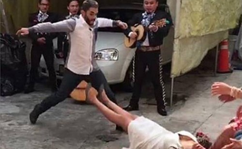 عروس أردنية تُصاب بالإغماء في حفل زفافها والسبب ما قام به العريس!