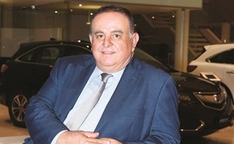 مدير عام شركة الملا ACURA عماد ملاعب ﻿﻿ احمد علي﻿