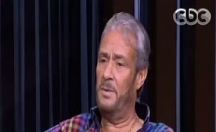 بالفيديو.. فاروق الفيشاوي يكشف سر إضرابه عن الزواج ويعترف: المرأة المصرية نكدية !