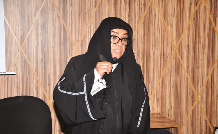دفاطمة الدويسان﻿