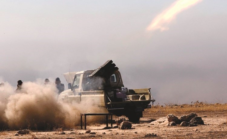 قوات البشمركة تطلق صواريخ على الموصل من منطقة جبل زرداق	افپ﻿