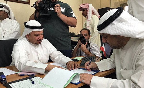 قطار الترشح لمجلس أمة 2016 بدأ.. وإقبال غير مسبوق على إدارة الانتخابات في ساعات الصباح الأولى
