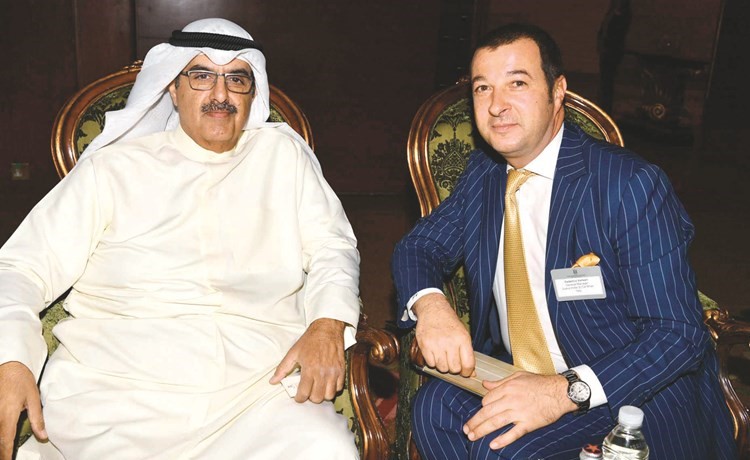 فيديريكو فيرساري وخالد الغانم﻿
