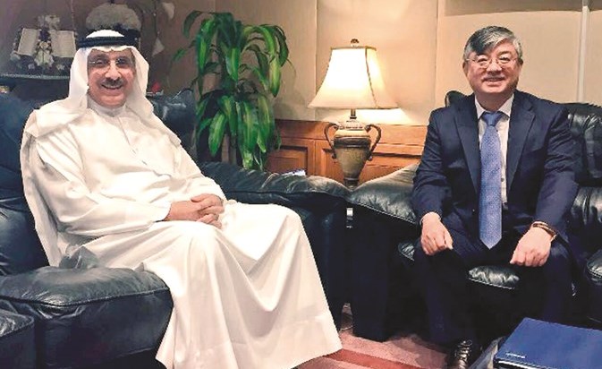م احمد الجسار مستقبلا السفير يو يونتشول﻿