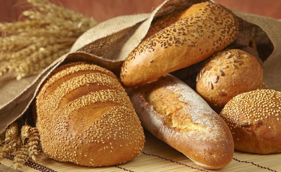 بعيداً عن القهوة.. 7 طرق سهلة تمنحك النشاط صباحاً