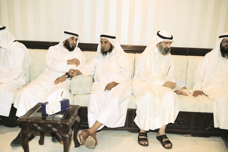 وناخبون يحضرون اعلان ترشح الشايع﻿