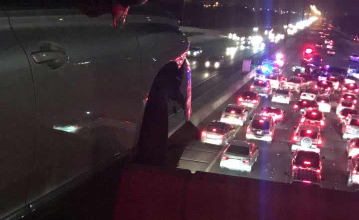 تصادم أعلى جسر القرين كاد يُحدث كارثة محققة على طريق الملك فهد