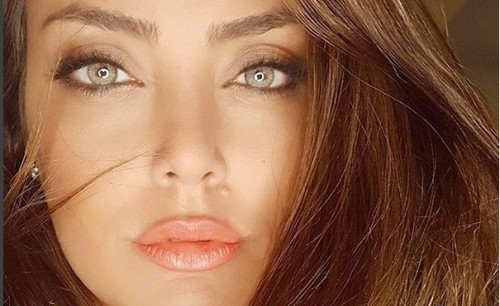 بالصور.. تعرّفوا الى "أنجلينا جولي العرب"