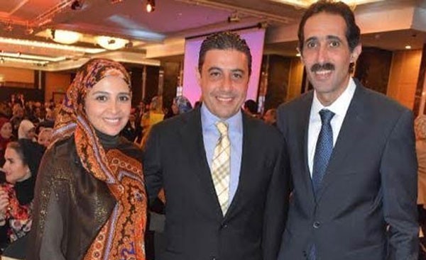 ظهور نادر لحنان ترك مع زوجها