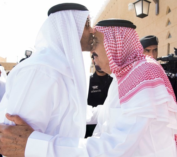الملك سلمان في استقبال ولي عهد ابوظبي﻿