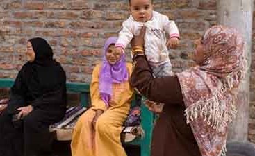 اخر الاخبار 8 خطوات تنهي حروب الحماة والكنة إلى الأبد