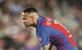 نجم برشلونة نيمار يسعى لترك بصمته في البارسا﻿