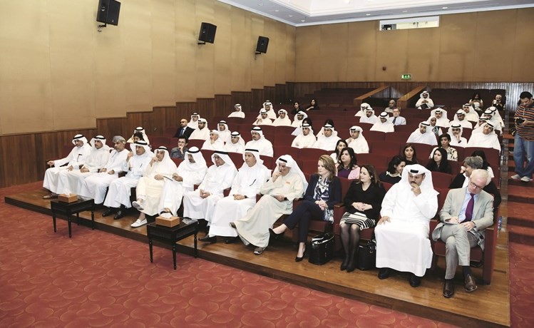 الشيخ د محمد الصباح والسفير عبدالعزيز الشارخ في مقدمة الحضور	 ريليش كومار﻿