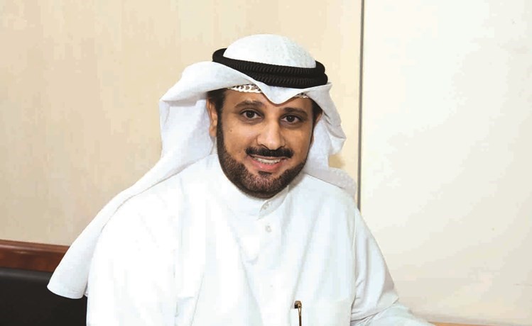 حسين العازمي﻿